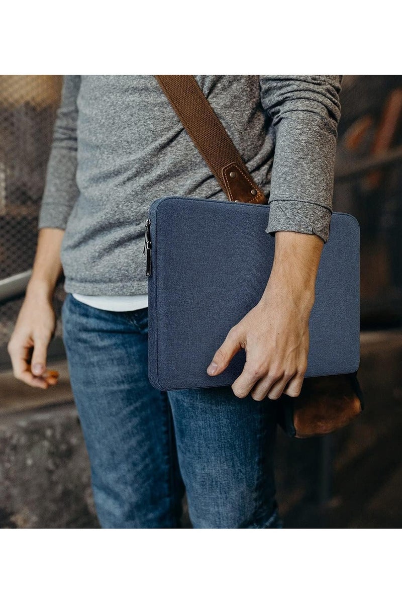 بلان A حافظة لاب توب 15.6 إنش مناسبة للتابلت وماك بوك 15.3 إنش، مقاومة للصدمات والماء. تصميم نحيف ومحمول مع جيوب بسحاب، مثالية للسفر والاستخدام اليومي (ازرق غامق) - Image 3