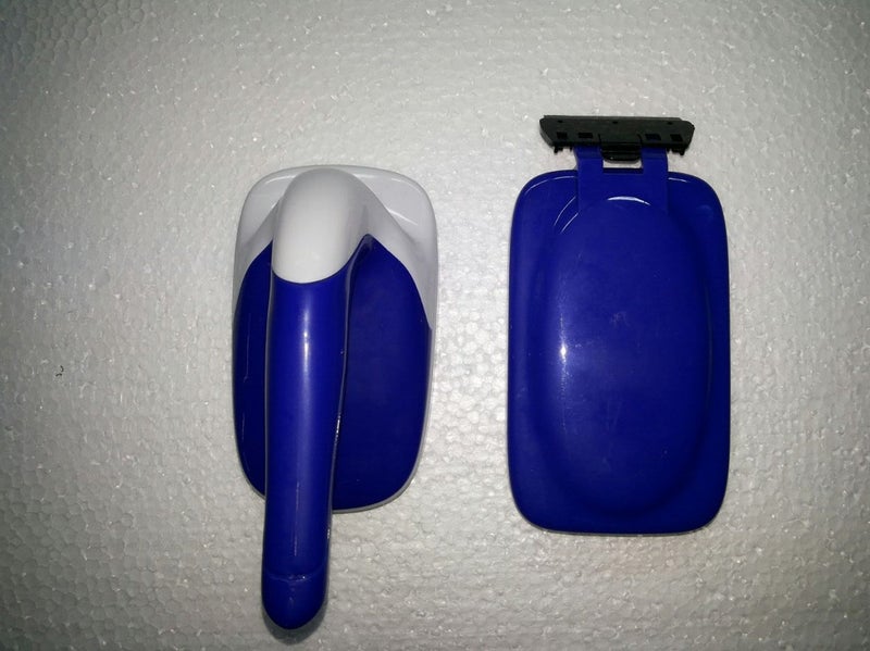 SOBO SB6 Magnetic Cleaner with Scraper for 5mm Glass - Image 2