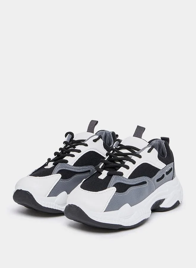 Styli Active Colorblock Panelled Lace Up Sneakers