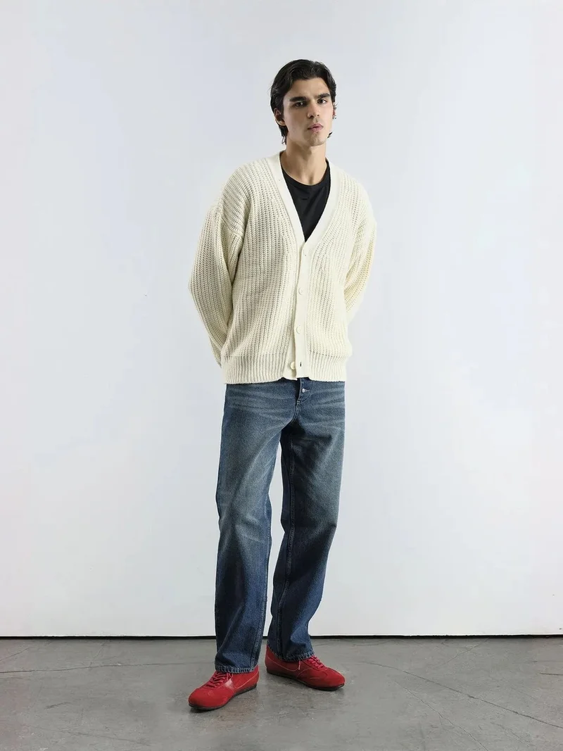 جيستو GIESTO Textured Knitwear V-Neck Cardigan with Button Closure