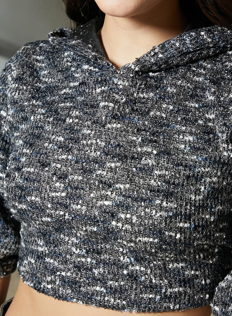 كامبوس سوترا Women's Charcoal Grey Textured Cropped Hoodie