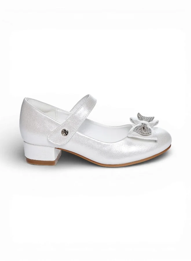 باتا حذاء رسمي مع شريط إغلاق