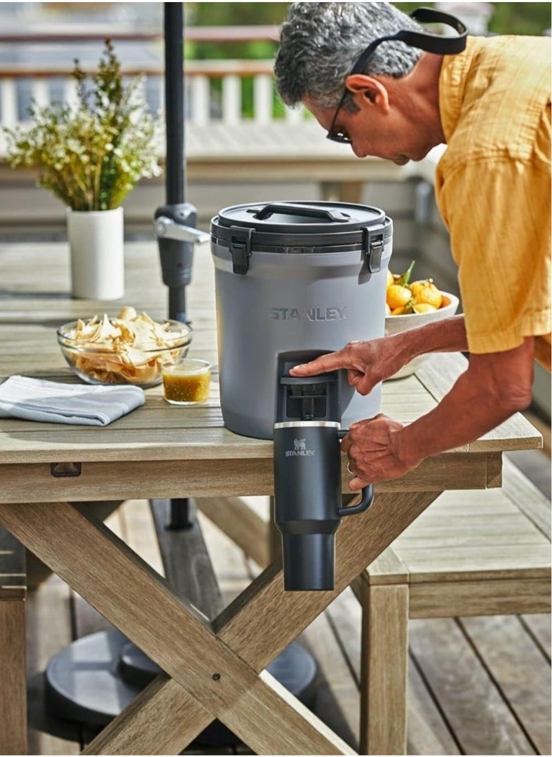 Stanley - 40oz Stanley Quencher H20 Flowstate Stainless Steel Vacuum Insulated Tumbler with Lid and Straw for Water, Iced Tea or Coffee, Smoothie and More, Cream (Black) - Image 1