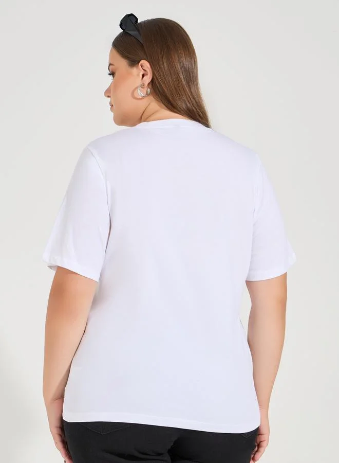 ستايلي Plus Size Embroidered Slogan Short Sleeve Round Neck Regular T-Shirt