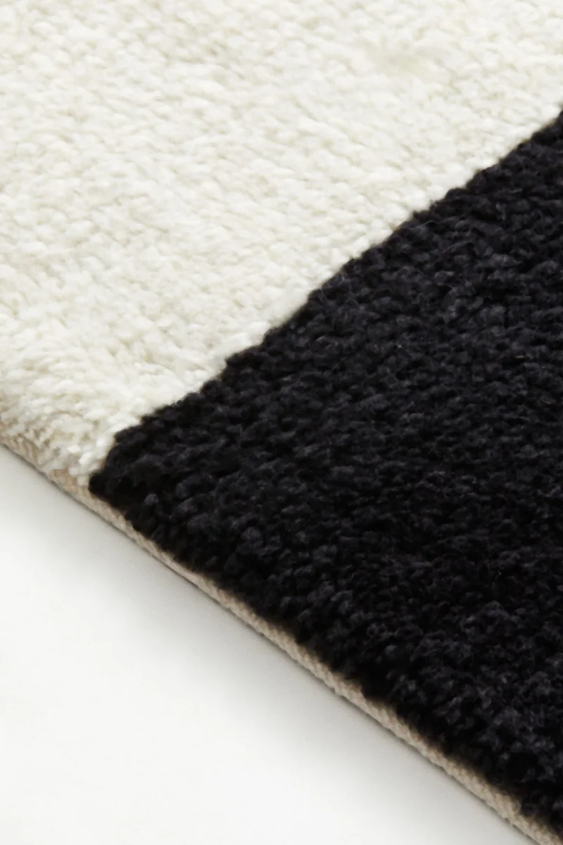 H&M Large wool-blend rug