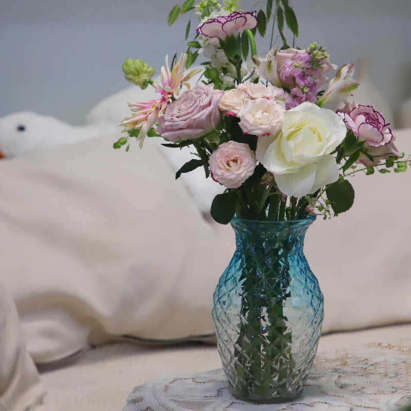 OFFIDIX Vase for Flowers Small Glass Vases for Home Decor Table Centerpieces Living Room Bedroom Bookshelf Kitchen Modern Office Wedding Decoration Vintage Flower Vases Blue White - Image 3