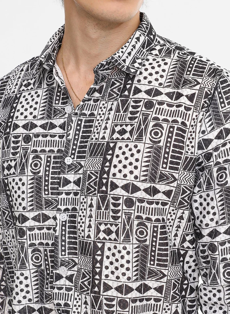 Campus Sutra Men's Off-White & Midnight Black Abstract Geometric Shirt