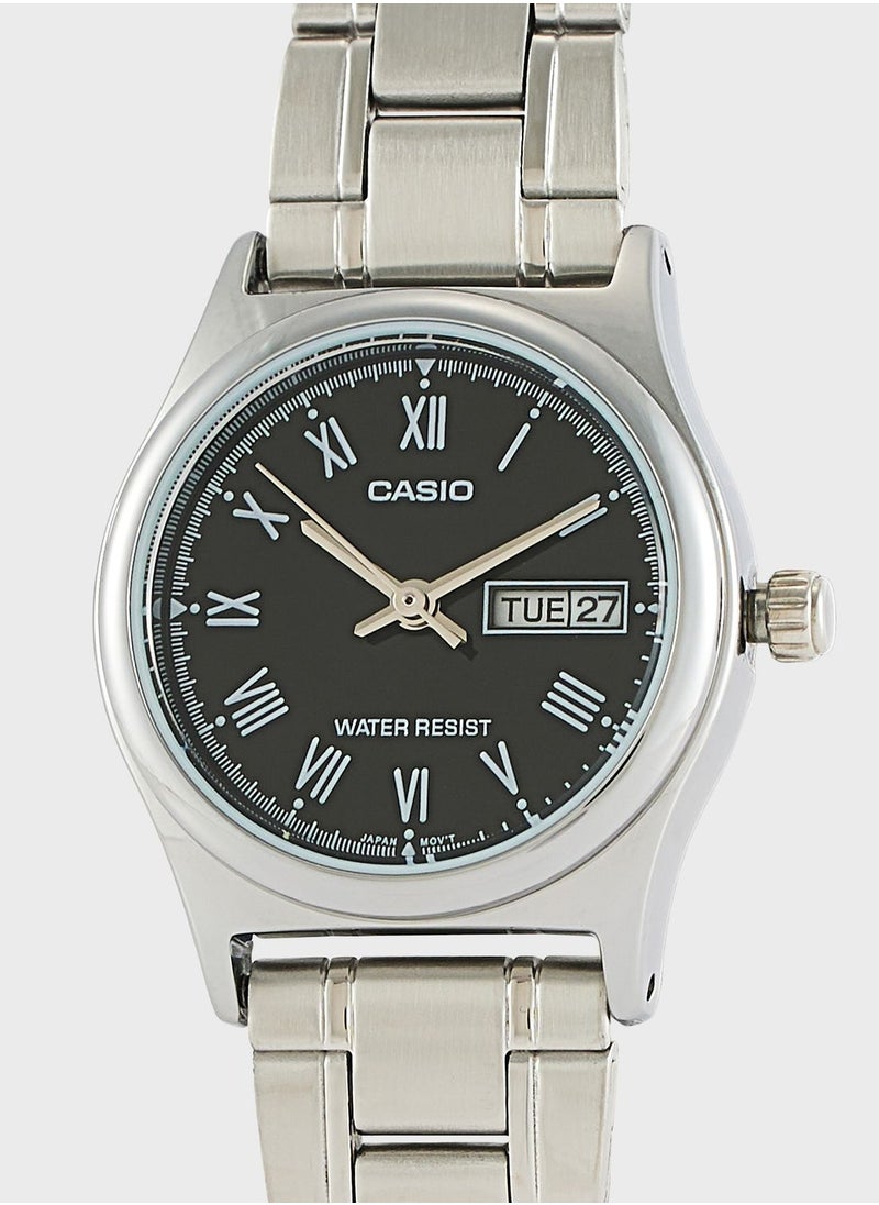 CASIO - Steel Strap Analog Watch - Image 1