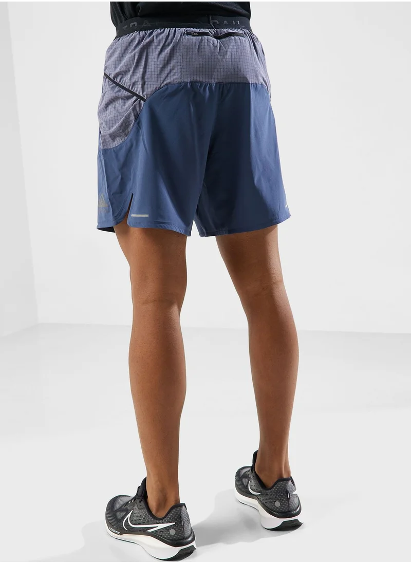 Nike Dri-Fit Secondsunsrise 7Bf Shorts