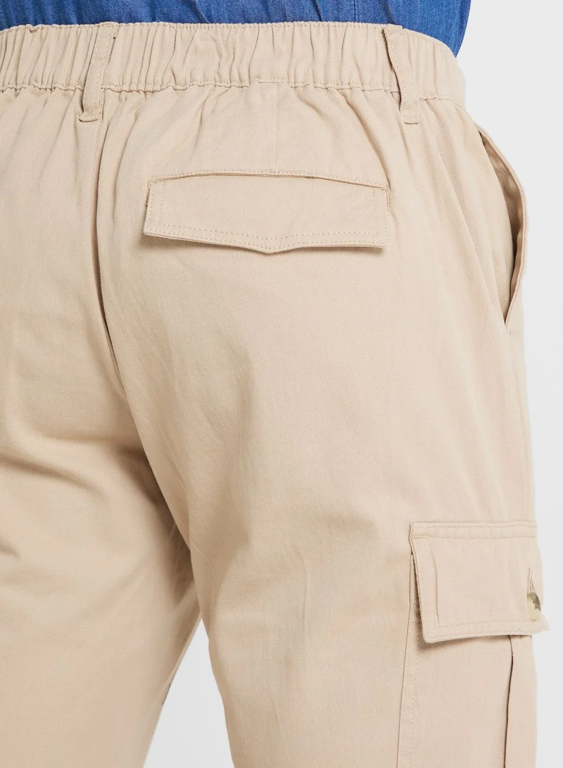 Thomas Scott Thomas Scott Men Comfort Mid-Rise Easy Wash Cargo Trousers