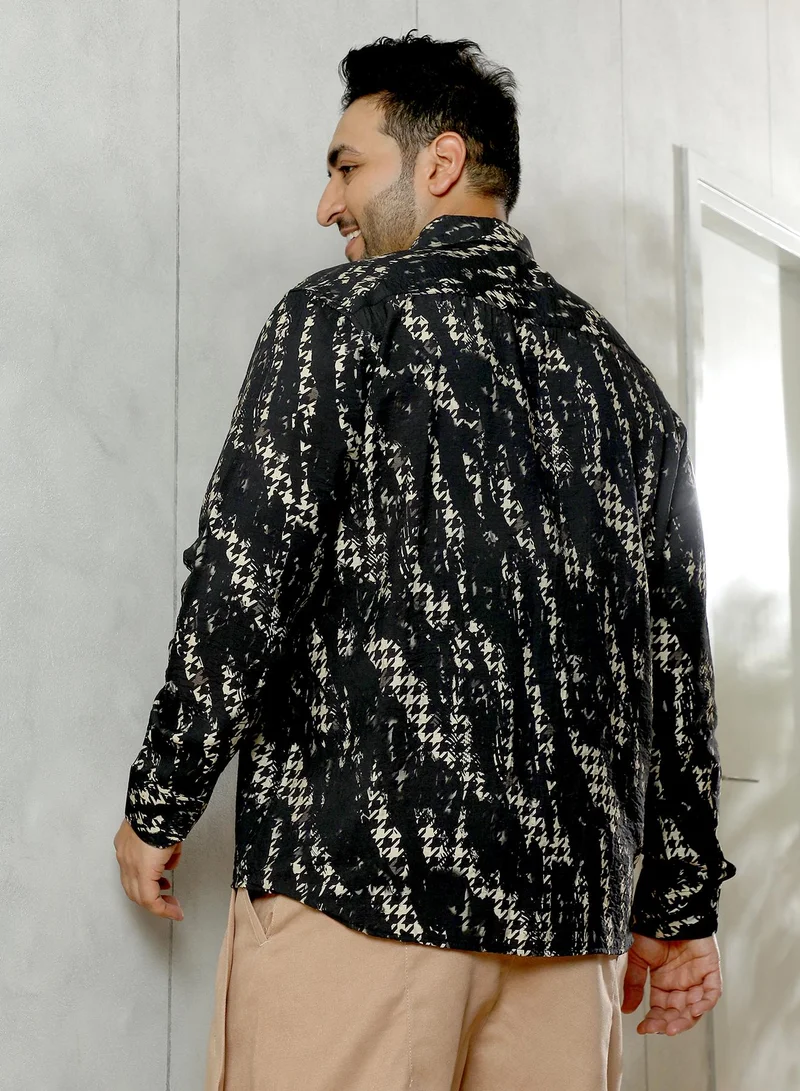 انستافاب بلس Instafab Plus Men's Black Grazed-Houndstooth Imprint Shirt | Spread Collar , Long Cuffed Sleeves , Button Closure , Curved Hemline | Geometric-Print Plain Polyester Blend For Street & Casual Wear