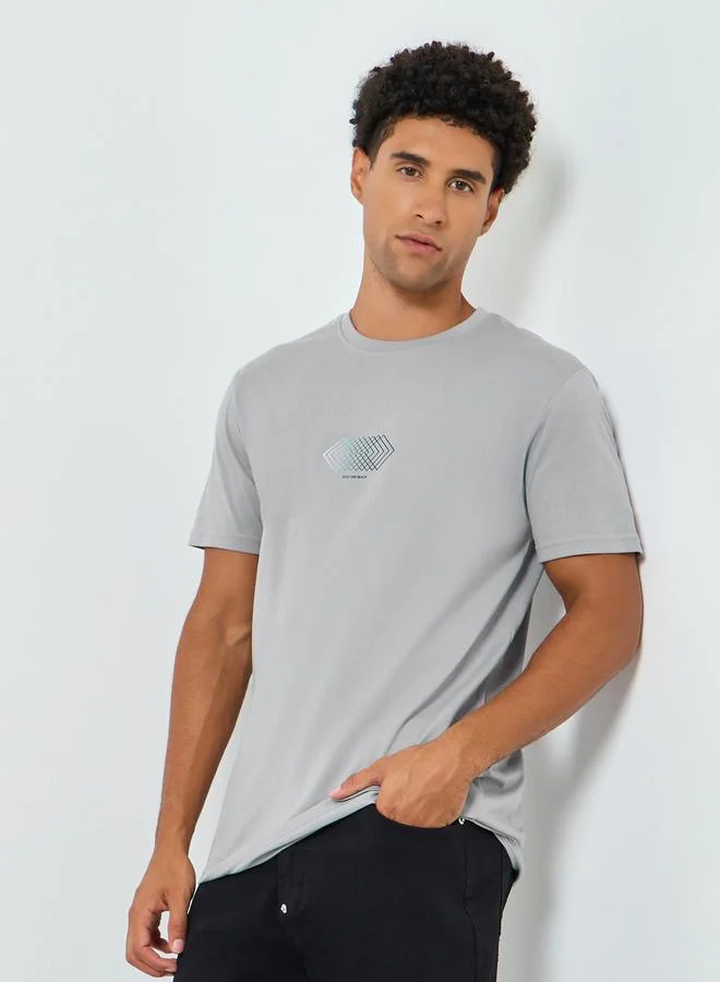Styli Men Grey Graphic Print Crew Neck T-Shirt