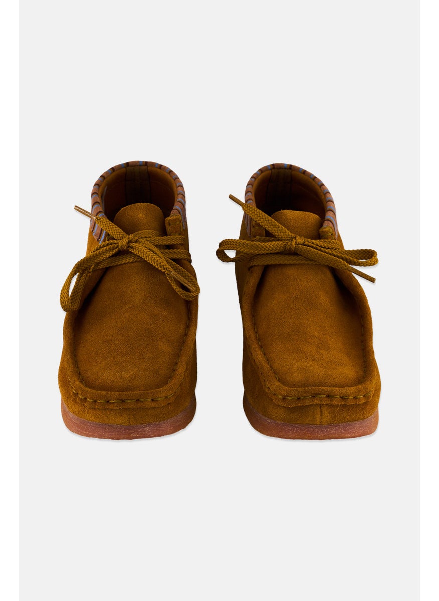 clarks Kids Boys Wide Fit Wallabee Lace Up Casual Boots, Mustard  - Image 4