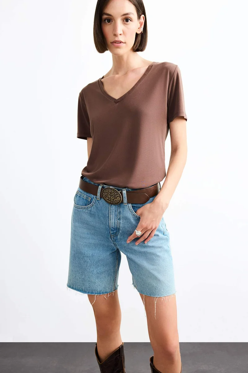 ديفاكتو V-Neck Modal Short Sleeve T-Shirt