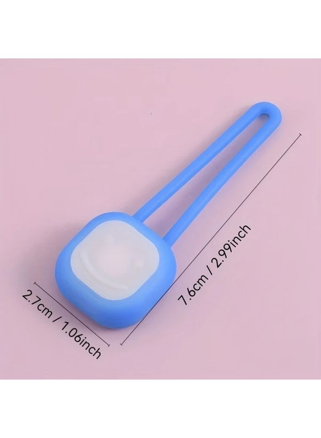 2pcs Random Color Silicone LED Pendant Light Luminous Pet Tag Nighttime Safety Walking Light Portable Outdoor Camping Backpack Light Pet Visibility Aid Compact Design Durable Silicone Pet Safety Gear - Image 2