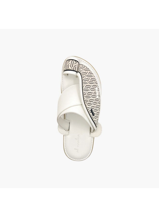 الواحة صنادل رجالية بنعل سهل الارتداء بتفاصيل حلقة إصبع - Image 3