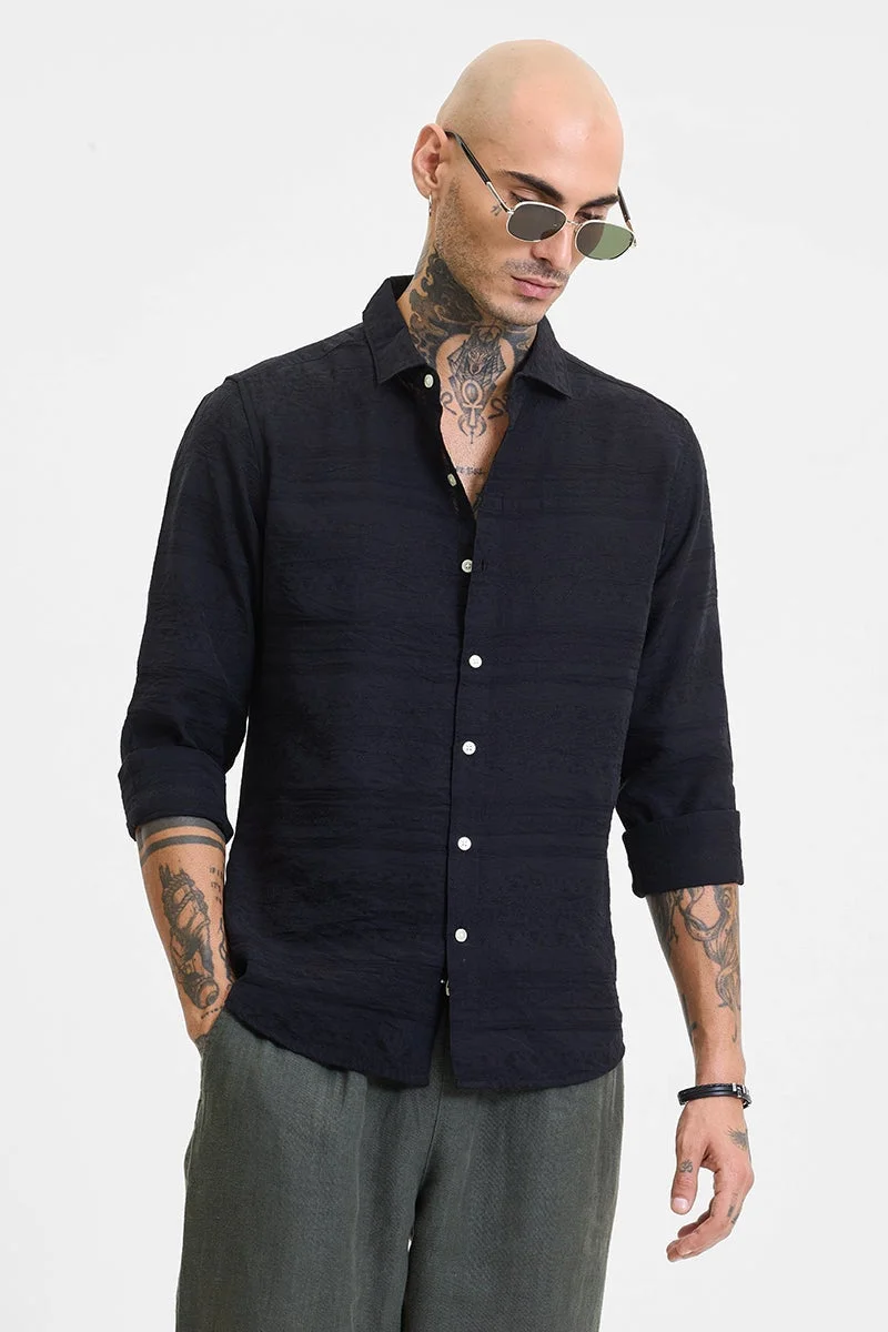 سنيتش قميص أسود بتصميم ذاتي بقصة ضيقة