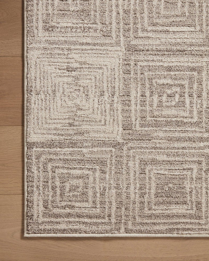 Loloi Darby Collection DAR-05 Beige/Grey 2'-7" x 4' Accent Rug - Image 5