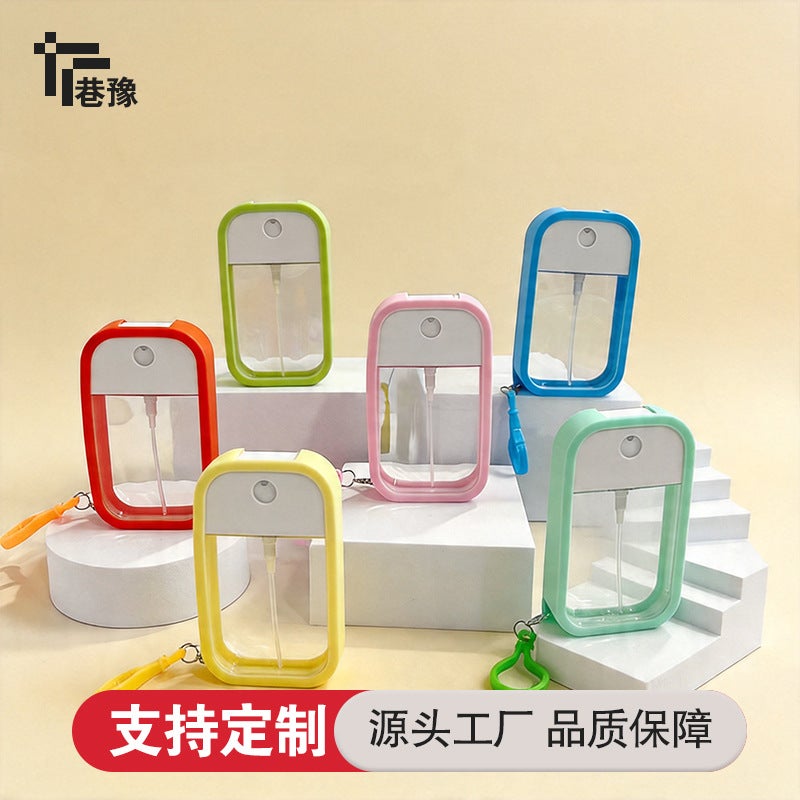 زجاجة رذاذ شفافة محمولة بغطاء سيليكون مع خطاف - زجاجة صغيرة فارغة للعطور بمضخة ضغط - Image 2