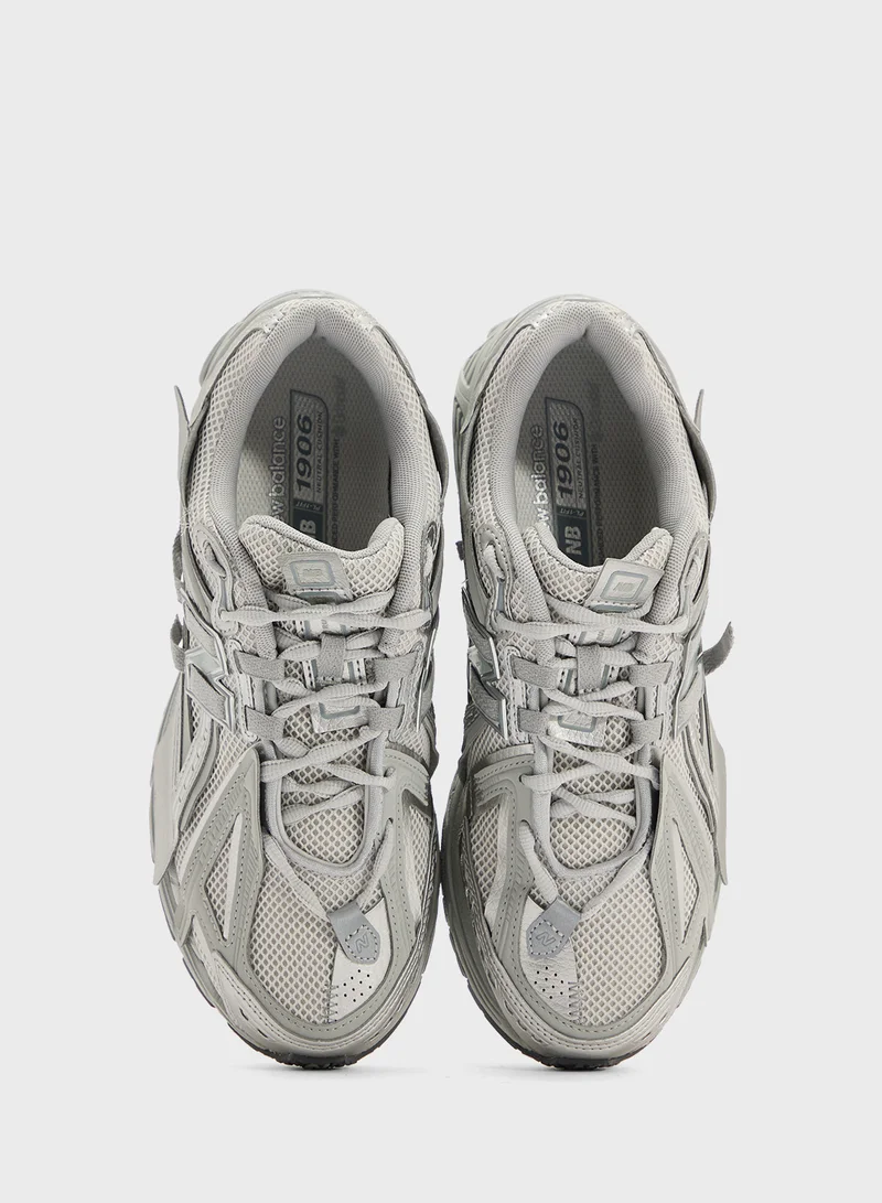 New Balance 1906 Sneakers
