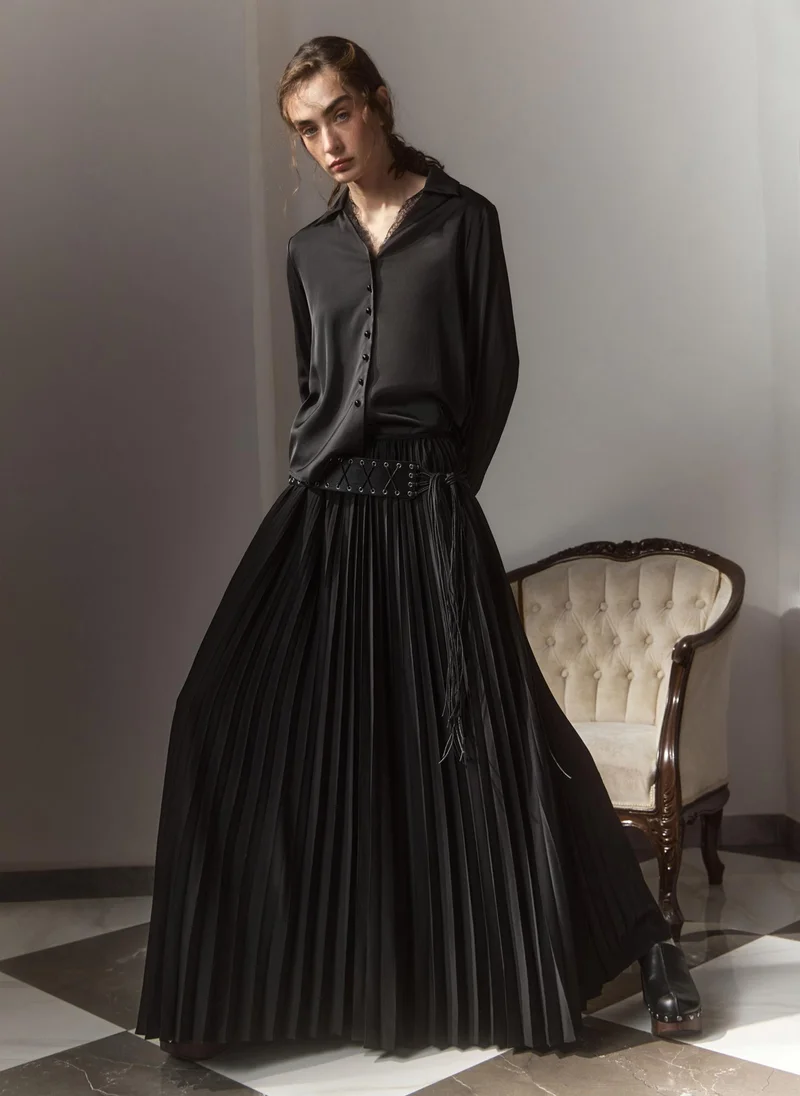 Lichi  Pleated maxi skirt in dense fabric for Women | Best Price UAE