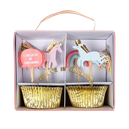 Meri Meri Cupcake Kit I Believe In Unicorns Pack of 24 - Image 1