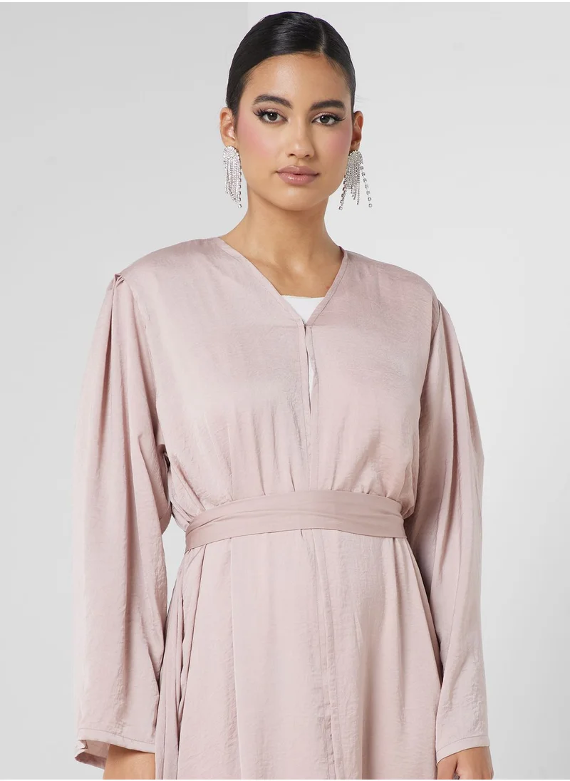 hayas closet Button Detail Belted Abaya