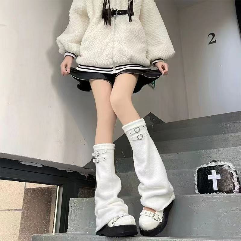 2025 Japanese-Style Original Knit Wide-Leg Slouch Socks Y2K Trendy Subculture Heart-Shaped Leather Buckle Jk Long Socks - Image 4