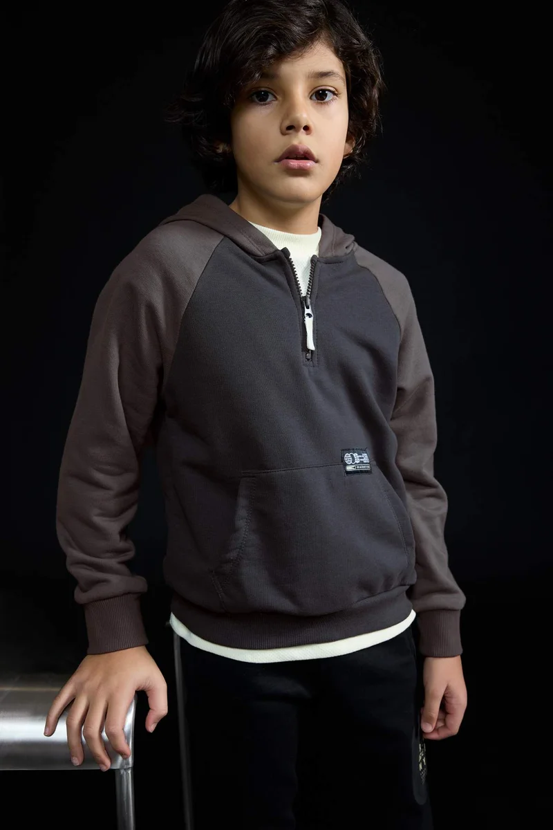 ديفاكتو Boy Oversize Slogan Printed Hoodie