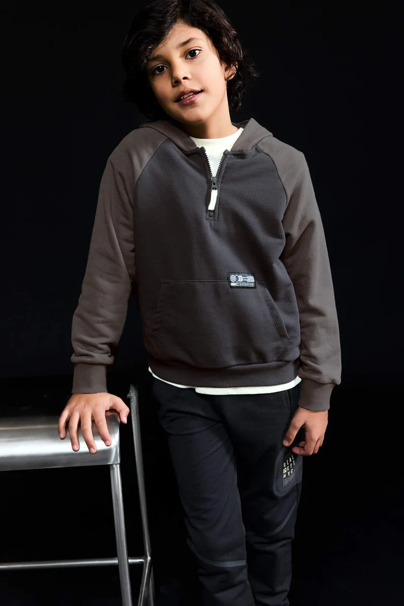 ديفاكتو Boy Oversize Slogan Printed Hoodie