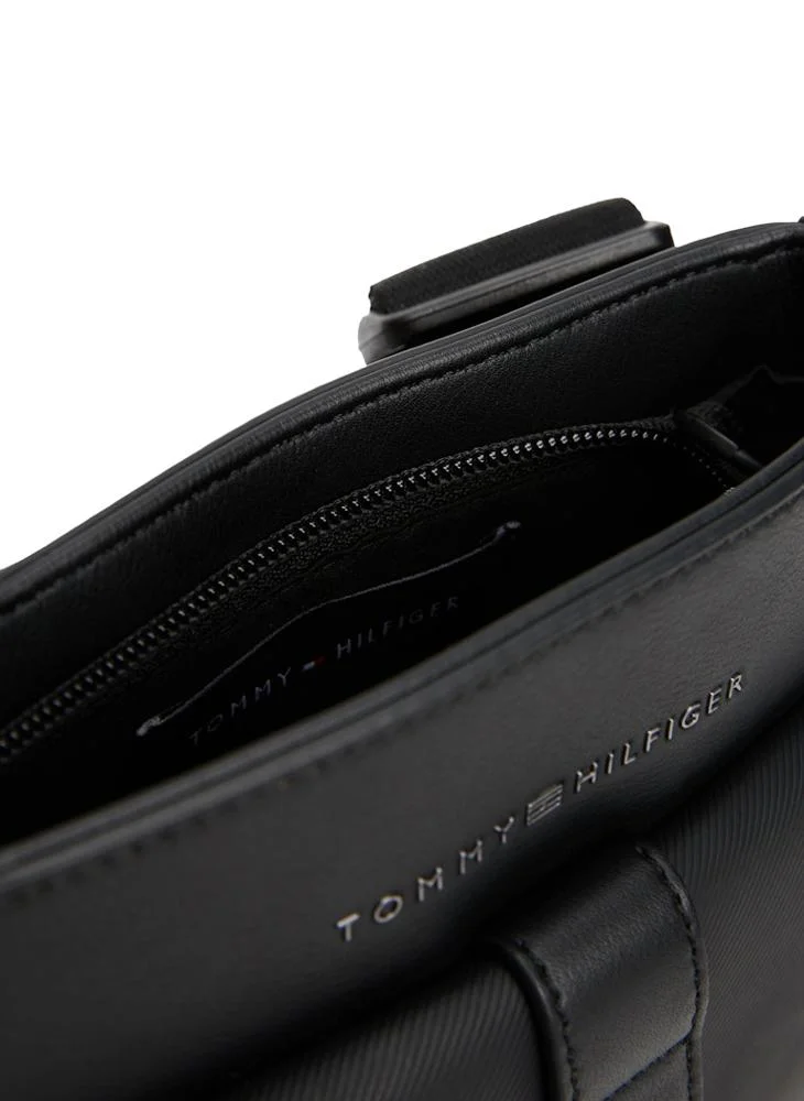 TOMMY HILFIGER Casual Zip Through Crossbody