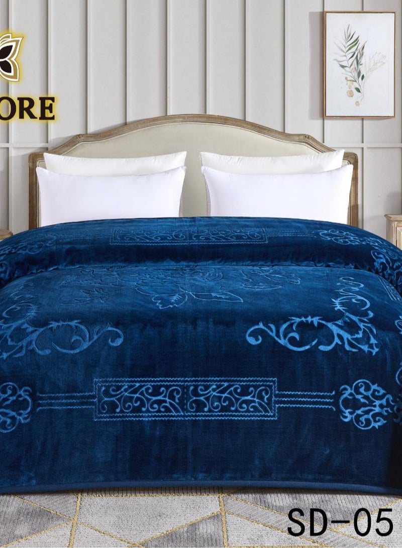 LEVORE Soft-touch blanket engraved with distinctive winter designs and engravings, two-piece, 6 kg, size 240X220 cm  - Image 4