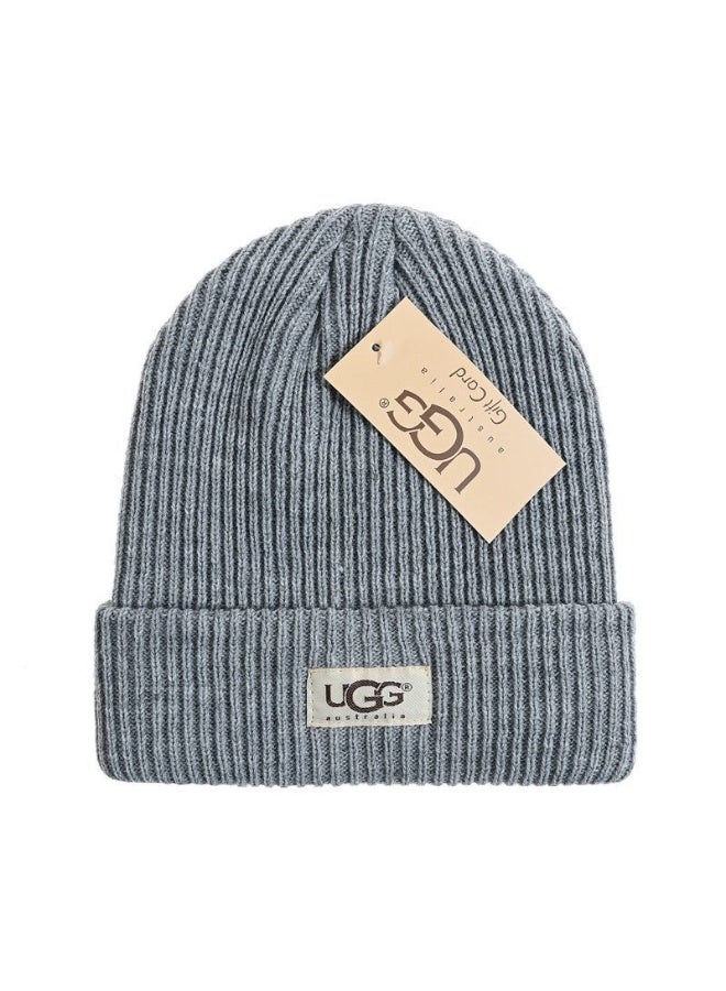 UGG Minimalist solid-color beanie | Versatile basic style