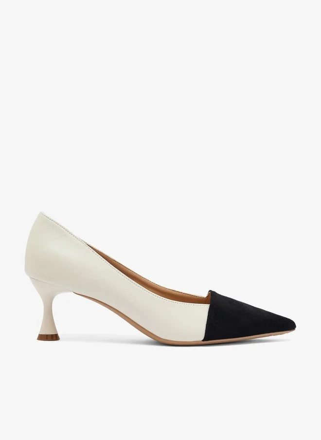 ايلا حذاء بكعب رفيع بتفاصيل جلد الغزال