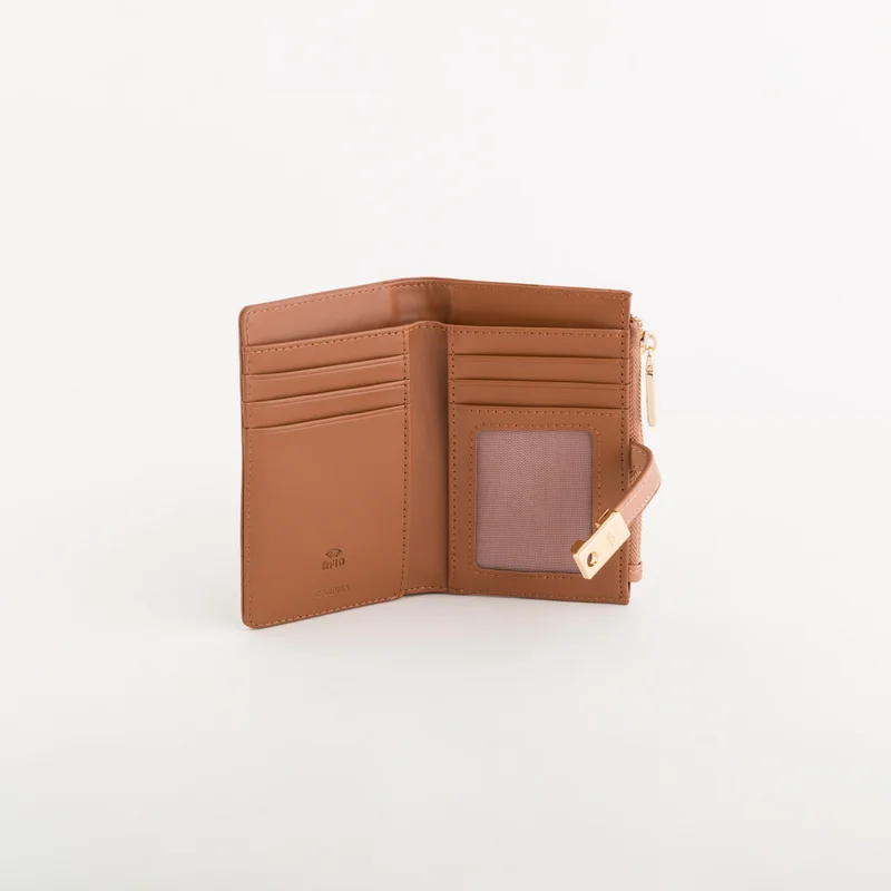 CARPISA Women's Leather Wallet Petunia Wallet Nut