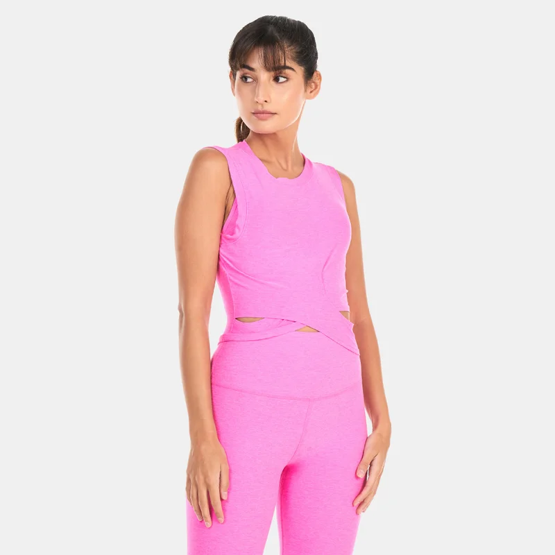Beyond Yoga Women's Featherweight Under Over Cropped Muscle Tank Top