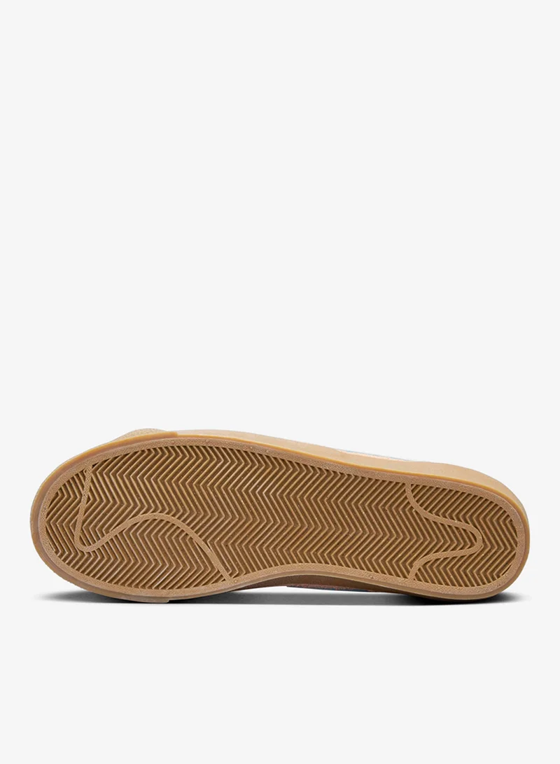 نايكي بليزر لو 77' فينتج حذاء للنساء