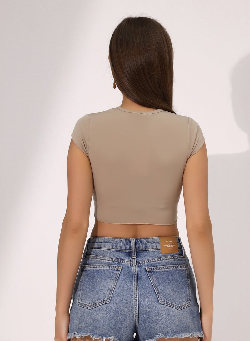 Elegant T-Shirt With An Round Neckline And High Quality - Image 3