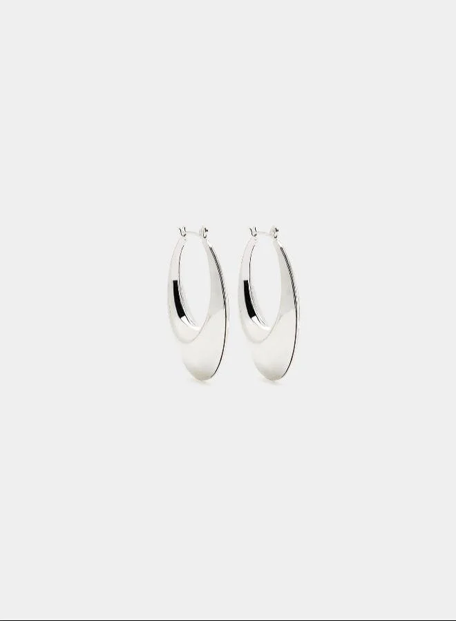 بارفوا أقراط بيضاوية باللون الفضي