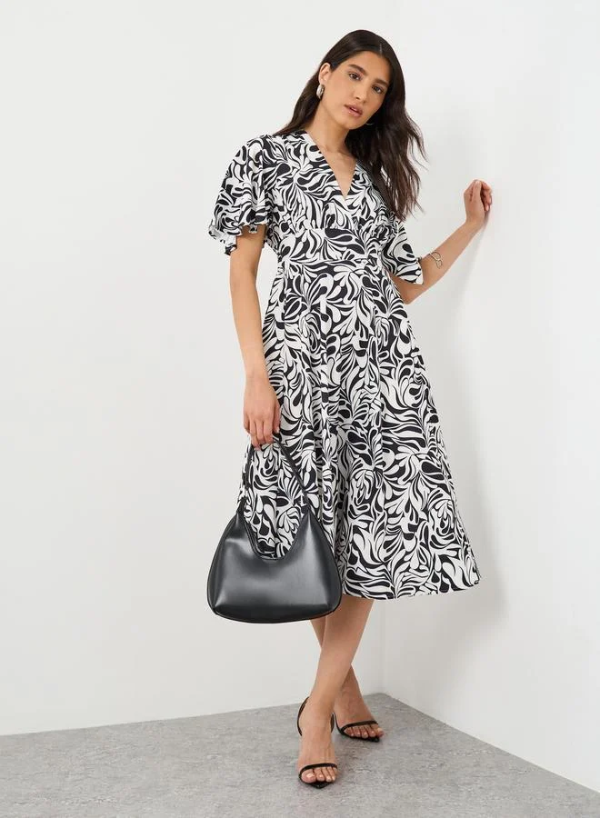 Take Two Take Two Floral Print V-Neck Short Sleeve Midi Dress