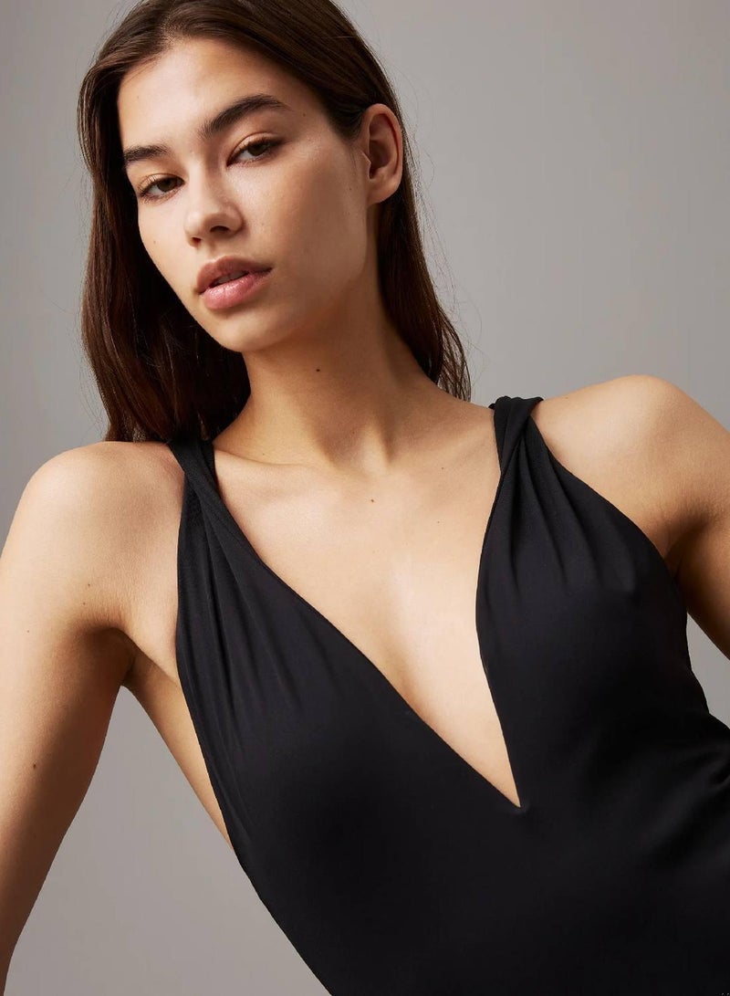 كالفن كلاين بدلة سباحة CK Structured Twist بظهر منخفض - Image 3