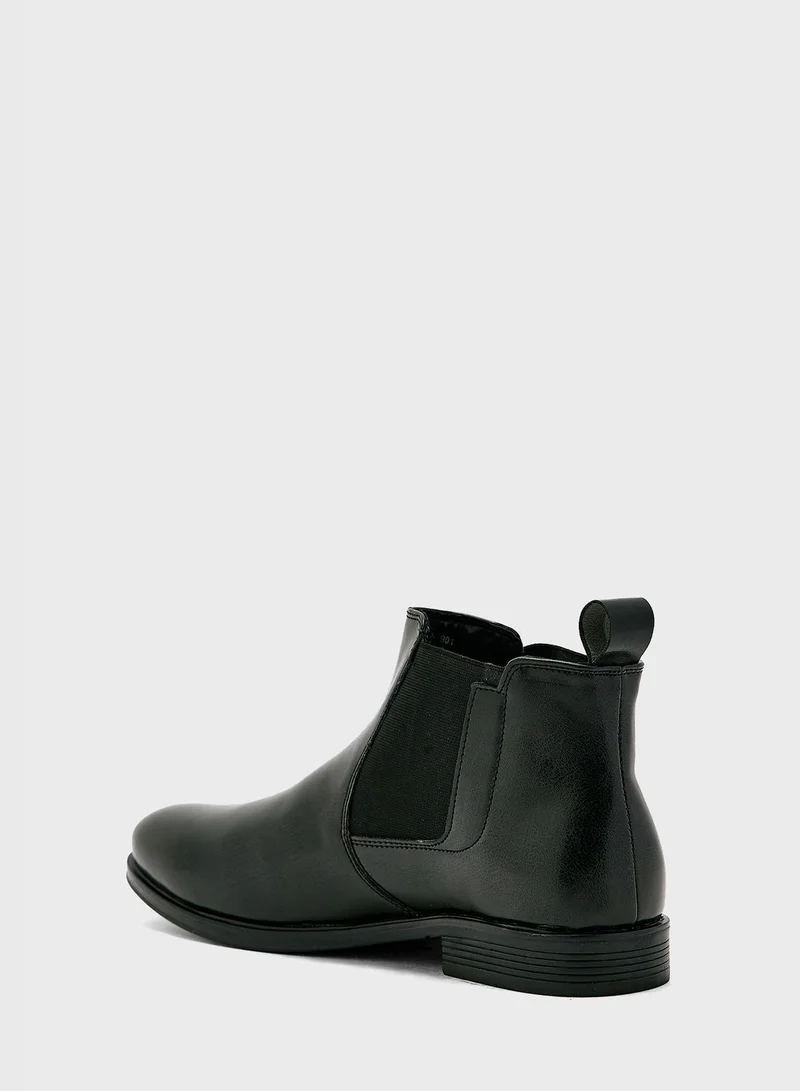 Robert Wood Chelsea Boots