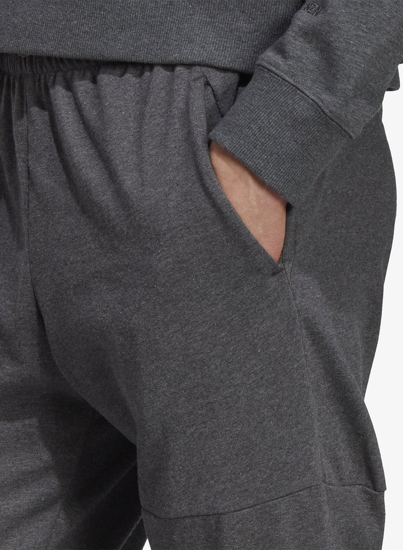 اديداس بنطلون رياضي أساسي بشعار مدبب - Image 3