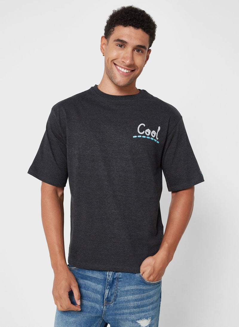 سفنتي فايف تيشيرت كبير الحجم مطرز برسومات - Image 2