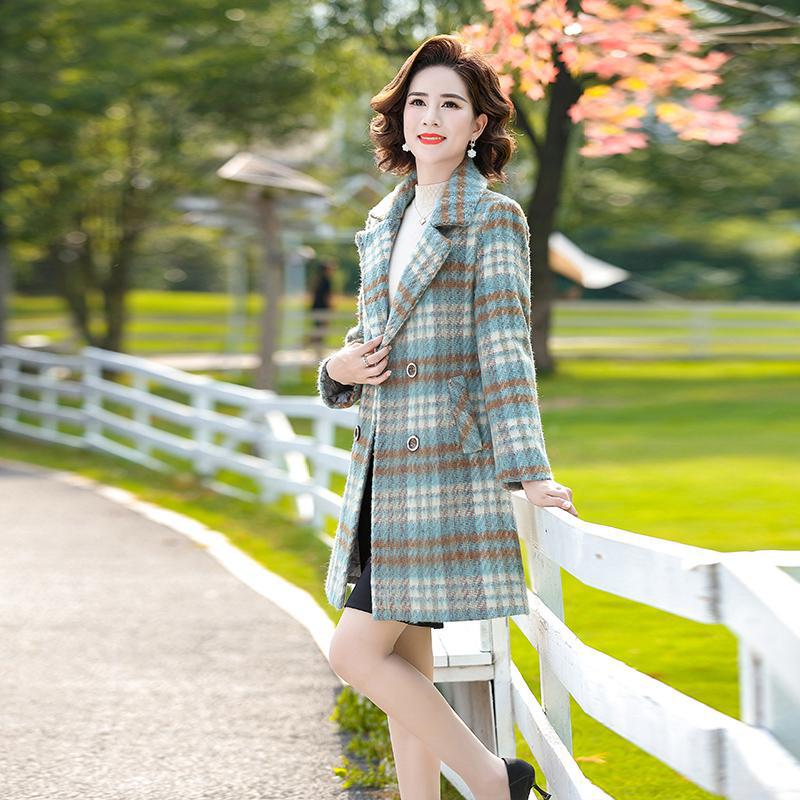 Wutou high-end mom Autumn windbreaker woolen coat Chanel style middle-length woolen coat for middle-aged and elderly women Blue 