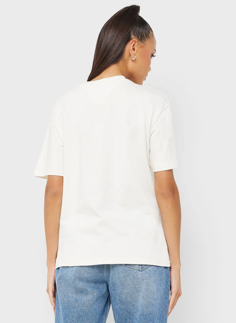 TOMMY JEANS Crew Neck Varsity T-Shirt
