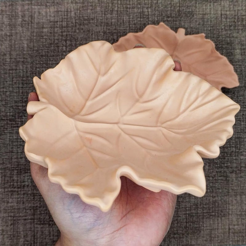 japleed Textured Tray Silicone Molds, Maple Leaf Tray Resin Concrete Molds, Leaf Jewelry Tray Candle Holder Container molds, Epoxy Resin Casting Clay Molds for Storage Craft Making  Decoration - Image 4