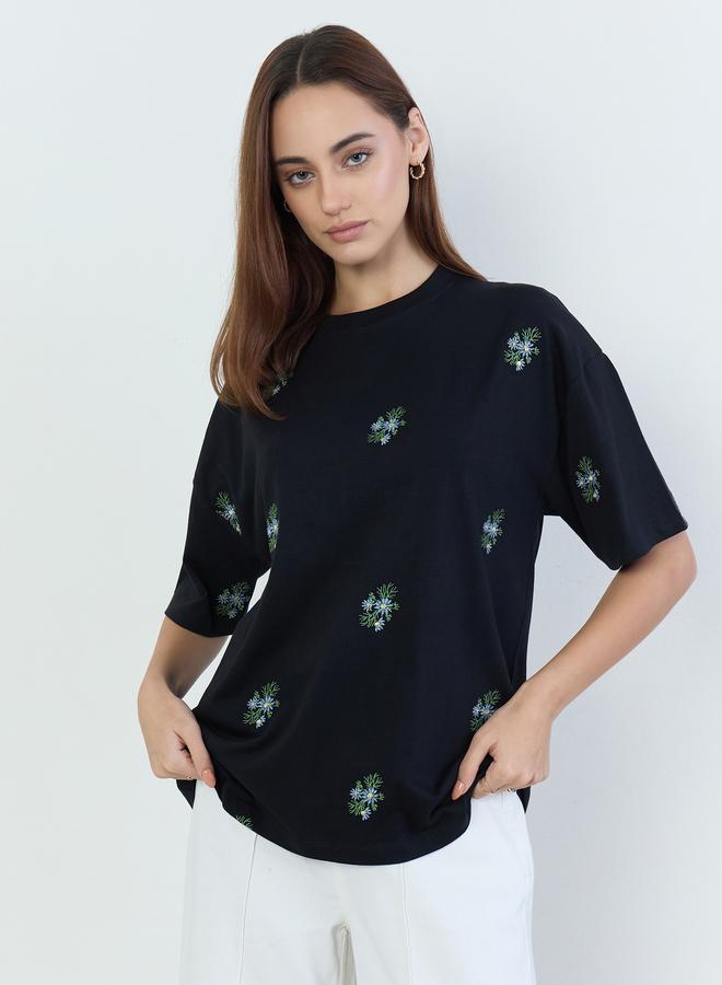 Styli Embroidered Floral Oversized T-Shirt - Image 3