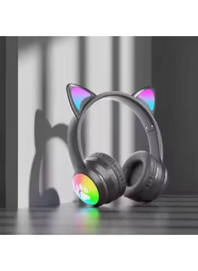HZ-BT618 Wireless Kids Bluetooth Headphones with LED Glowing Cat Ears, Over-Ear Stereo Headset, Low Latency Gaming, Built-in Microphone, Foldable Design, Type-C Charging - Image 4