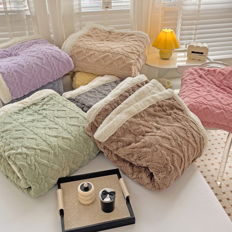 Lambswool Blanket Winter Thickened Warm Single Office Nap Quilt Coral Flannel Sofa Blanket - Image 4